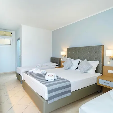 Sunny Thassos خْريسيا أموذيا