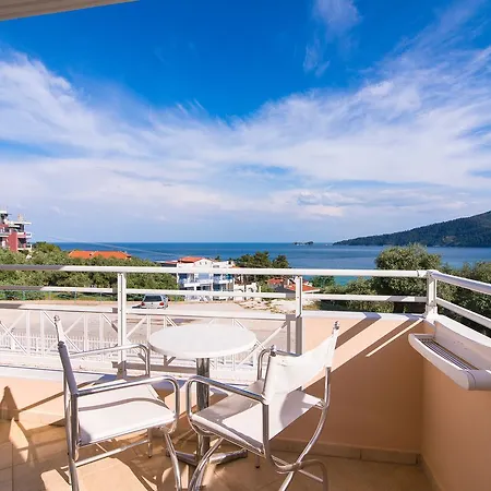 فندق Sunny Thassos 2*