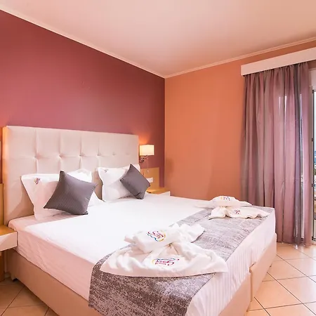 Sunny Thassos فندق خْريسيا أموذيا